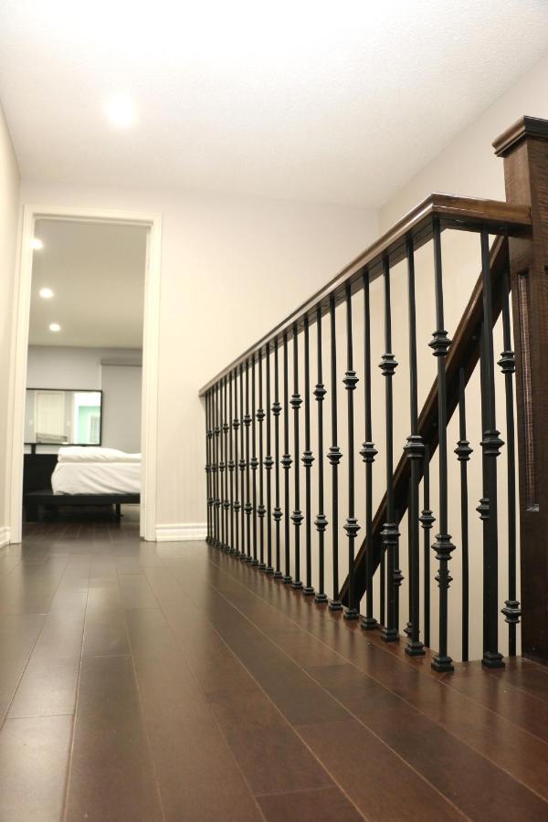 Quiet And Contemporary Home Markham Luaran gambar