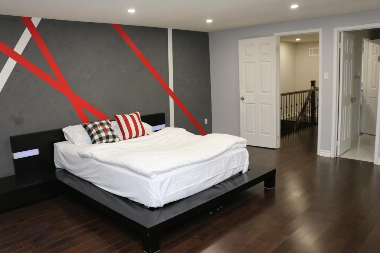 Quiet And Contemporary Home Markham Luaran gambar