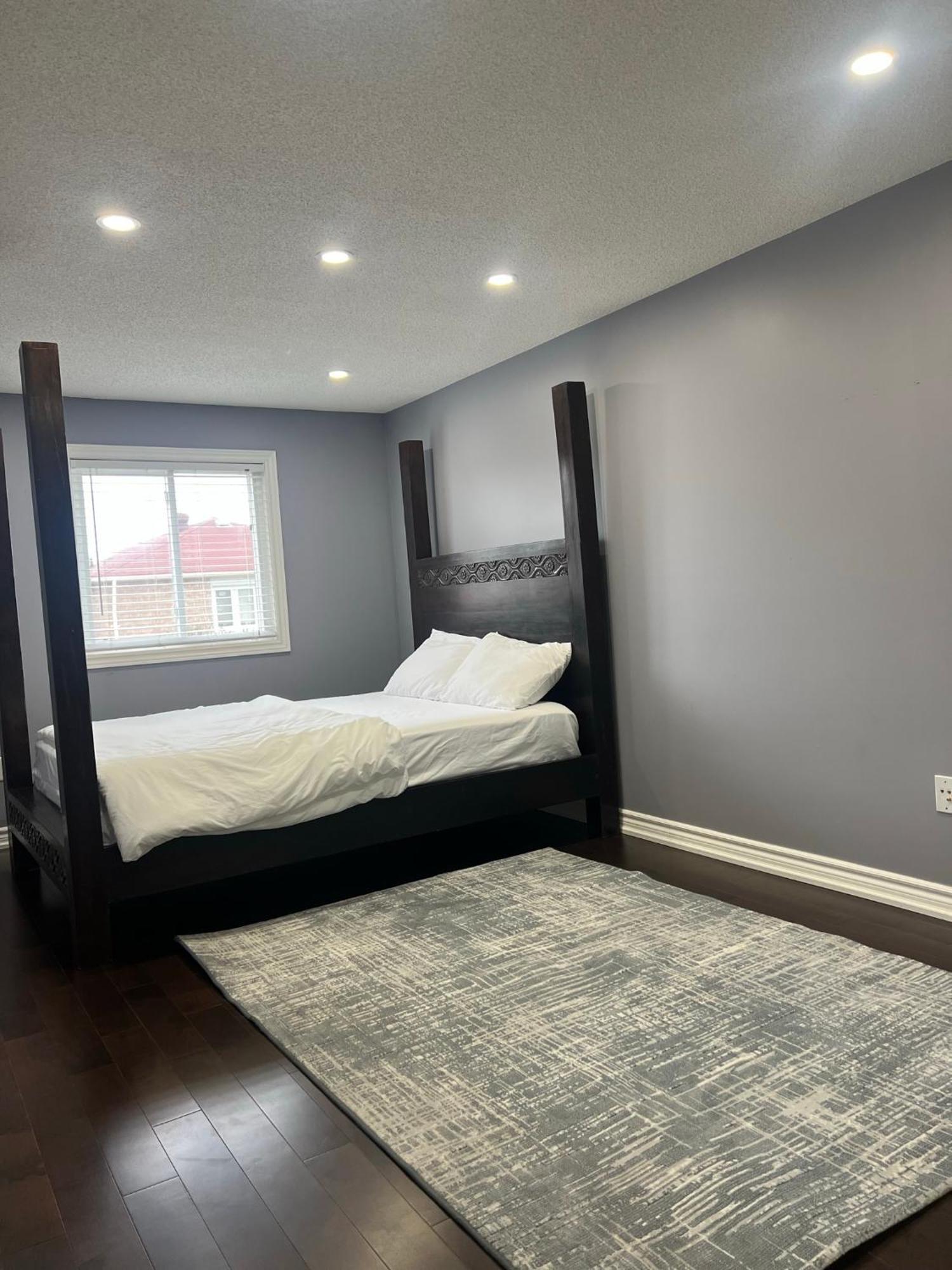 Quiet And Contemporary Home Markham Luaran gambar